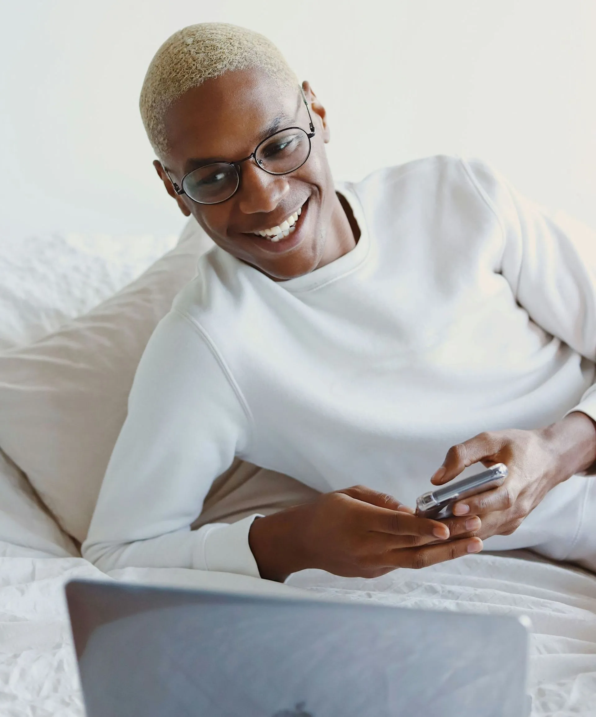 good-faces-HT6AFKBcfVA-unsplash-e9db16b9-46e7abb6-1920w