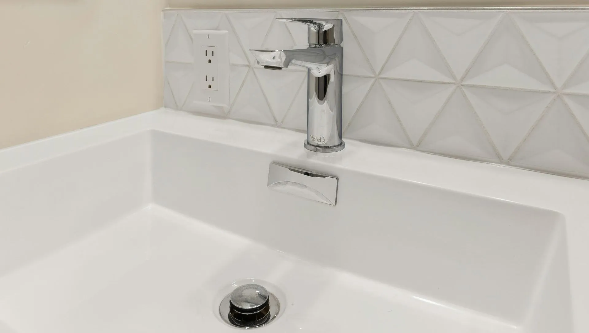 point3d-commercial-imaging-ltd–EYmZFrKZXo-unsplash-1539dd82-1920w